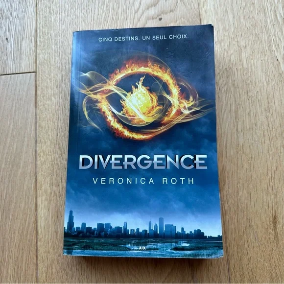 DIVERGENCE PAR VERONICA ROTH TOME 1 - Picture 3 of 8